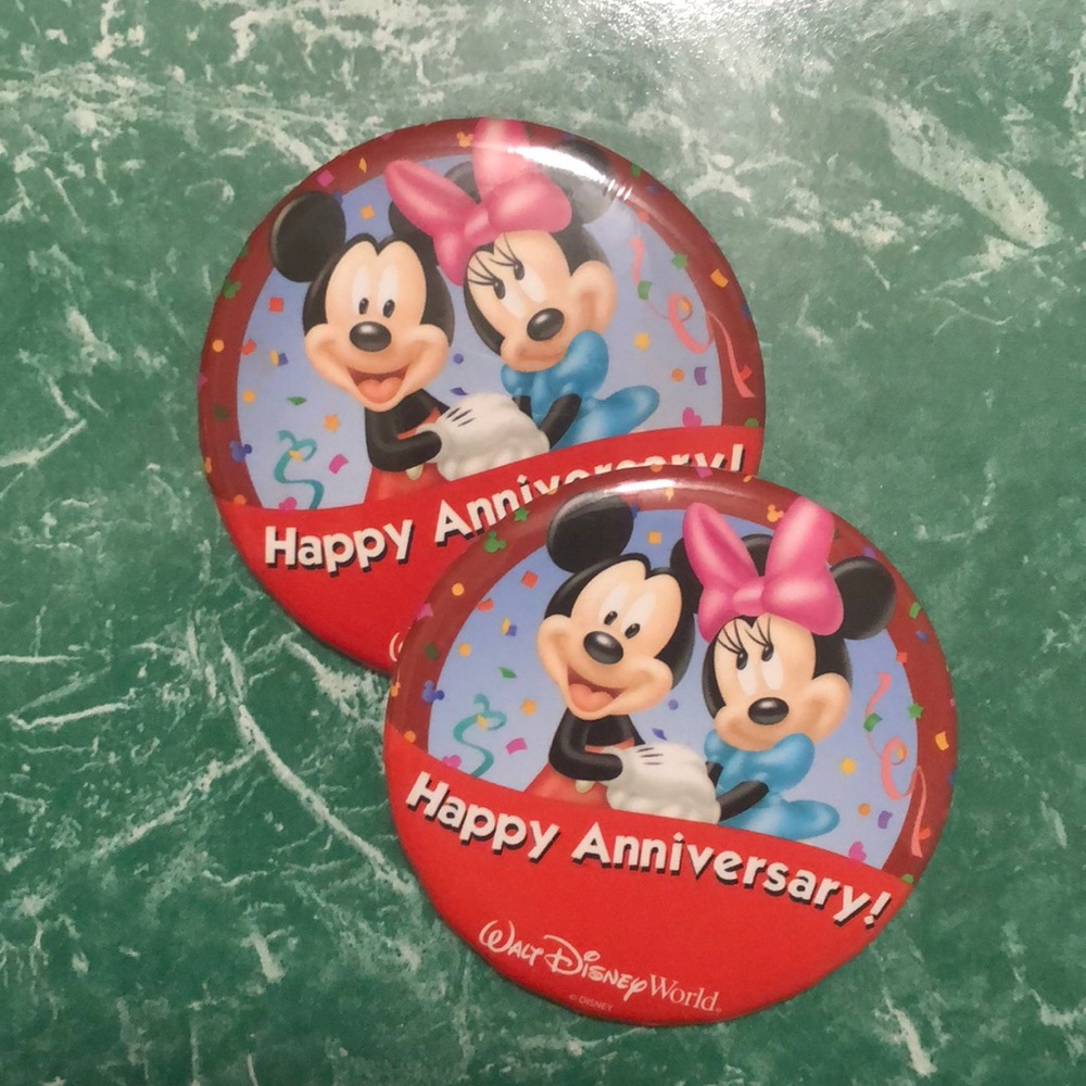 Disneyworld celebration button happy anniversary